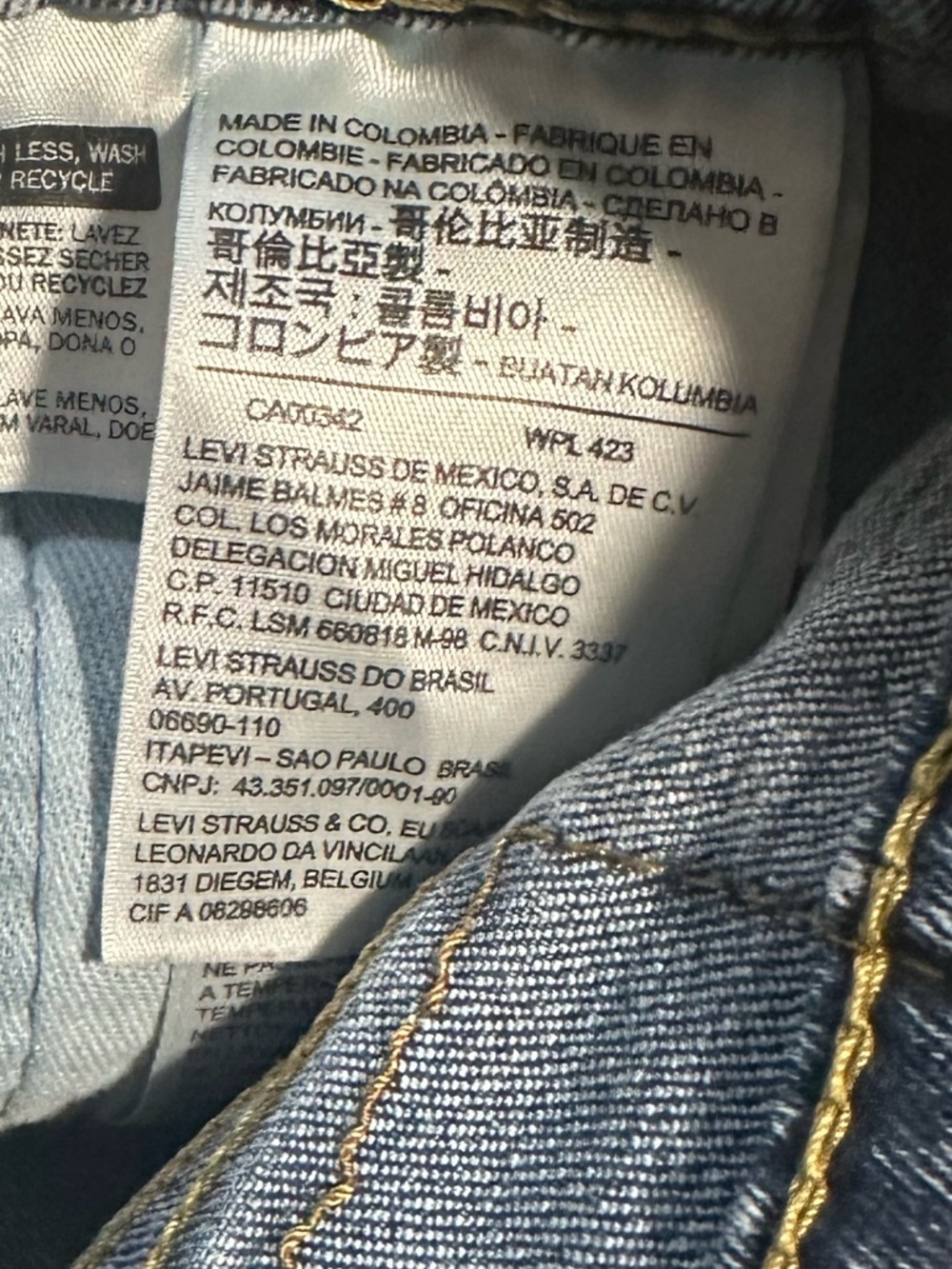 Levi's Light Wash 510 w28 l32 - Picture 8 of 9